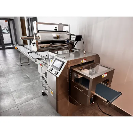 maszyna pakująca typu flow pack DFG-280A PRO-5